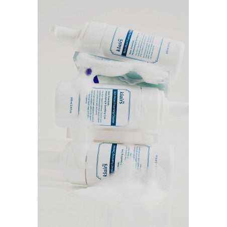 Rijke, hydraterende, schuimende reiniger