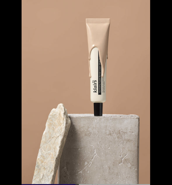 Verhelderende, soepele crème tegen onzuiverheden SPF 40