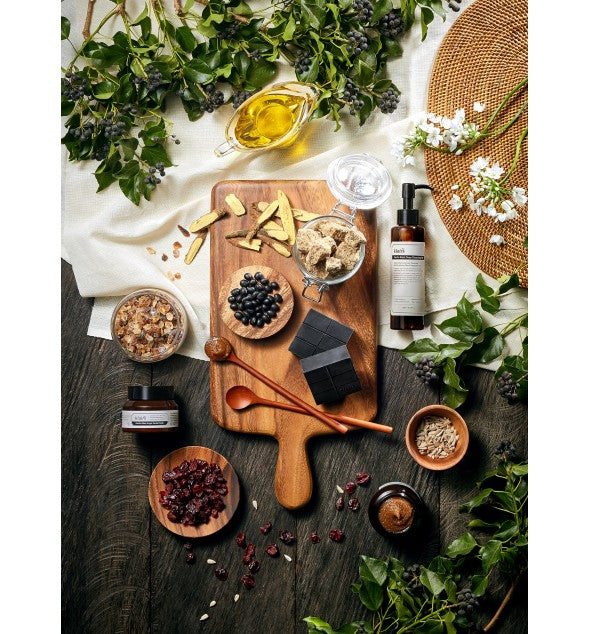 Milde zwarte dieptereinigende olie