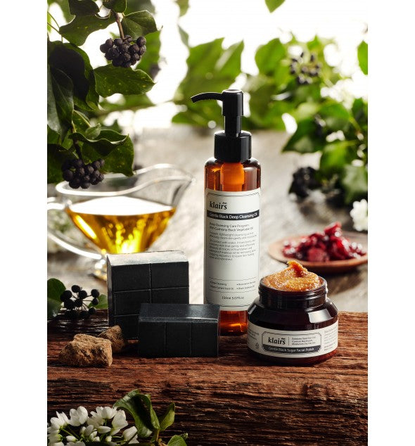 Milde gezichtsscrub met zwarte suiker